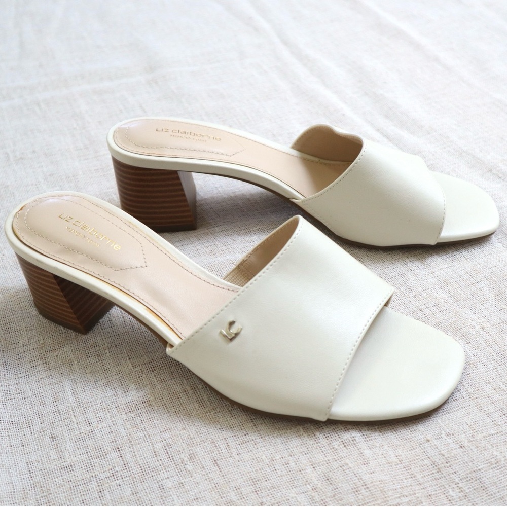 Liz Claiborne Bloom Cream Slip On Heels
